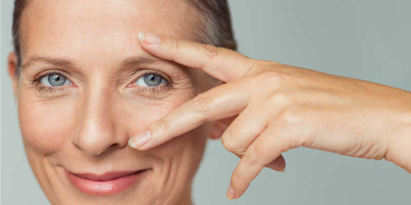 Un regard frais et éclatant : Les bienfaits revitalisants du roll-on Contour des yeux Cap Cosmetics